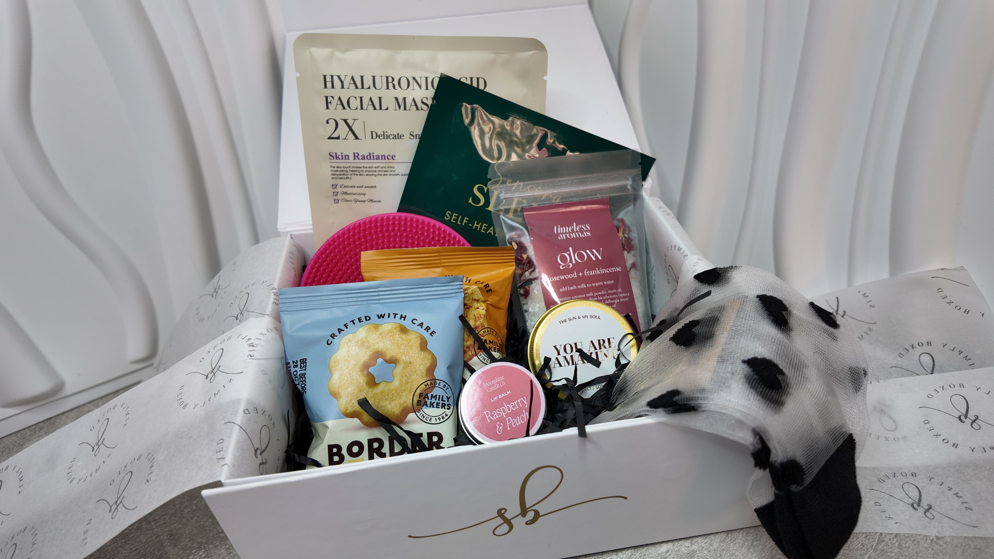 Petite Indulgence Box